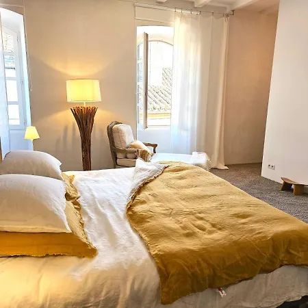 Intemporelle Maison D'hotes Bed & Breakfast Montcuq