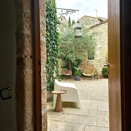 Intemporelle Maison D'hotes Bed & Breakfast