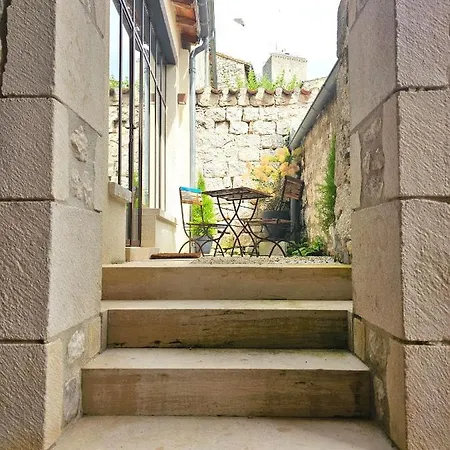 Intemporelle Maison D'hotes Bed & Breakfast *
